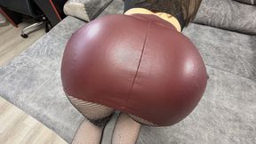A Huge Ass in a Red Leather Skirt Was Stretched Over a Guy's Dick!