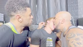 GREEDY KISSES ON SATURDAY NIGHT IN A TRIO - BY JOE WINTER, JAMAL SANGENT AND JHONY MURRAY - CLIP 03