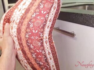 I banged my Cleaner Lady and that babe didn't protest