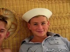 Young blonde dude sucking off his buddies cock for a cumshot