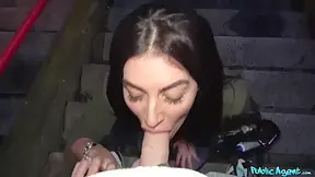 Lad Catches Brunette In The Street To Fuck Her For Money With Martin Gun