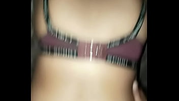 Istri temanku ngentot sama aku