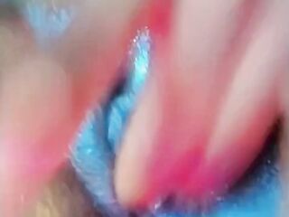 Slutty Black beauty with large wet vagina lips squirting like a fountain