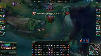 Win Or Dir  comendo a  Blue Angels