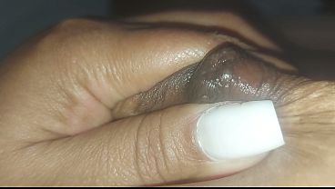 Mamando os Peitos, Batendo Punheta e Arrombando o Cuzinho Apertado