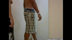 Jennifer Does the GloryHole