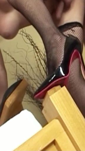 Blonde Big Boob Shemale Fucked Anally with a Condom in a Hotel