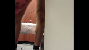 Tw.eedheads Dressing in the men'_s locker room.