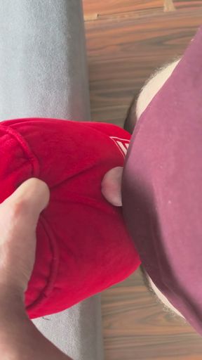 The thrill of pillow rubbing and a hard cock