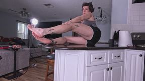CatPrincess x Joey's Feetgirls foot worship, nibbles, tickles, foot fucking, stroking, full figure pov, bbc on sexy size 9 milf feet, Florida trip stop1