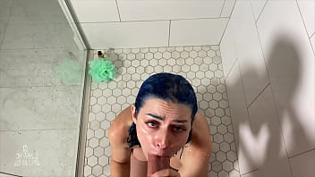 Fuck &amp_ Facial In The Shower