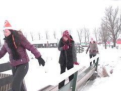 Naked skating girls