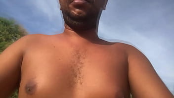 82 The big black has a nice body ins&#039_t guys?