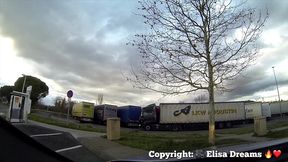 m exhibant en public sur l autoroute ce jour-la j avais rendez-vous avec 2 mecs...