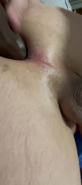 White Bussy