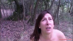 Italian Amateur: Slutty MILF Gets Ass Fucked in the Woods