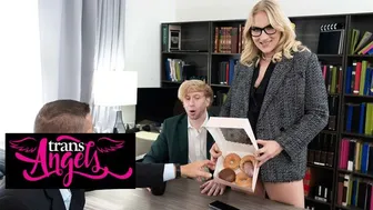 Blonde trans secretary Blaire Banks sucks Jesse Stone sneakily in the office