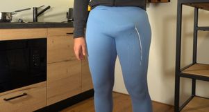 Insane hands free load of cum in pants