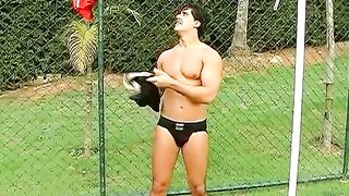 BangBangXXX.com - Horny Brazilian jock jerking off his throbbing cock outdoors
