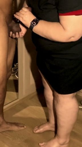 bbw Married Granny handles BBC at home for cum load in her hand- Dirty granny   Clip 2