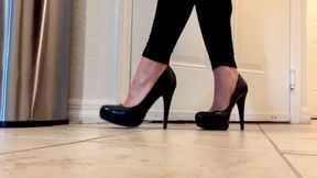 Leggings, Platforms and Pretty Soles