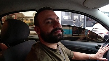 Aventuras do Casal Mattos - Levamos o anão pitoco e a anãzinha do mau na praia pra massager a mini buceta e o mini cuzinho