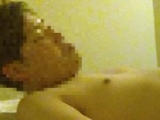 日本人むっちり30歳のペニスを攻められる動画