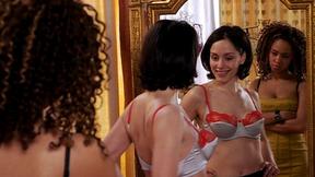 ”Breaking Bad babe Laura Fraser goes full frontal for a skinny dip.”