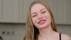 New Beauty Dina Joy and Her First Anal