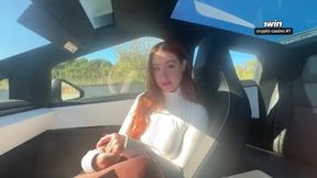 Stealing the Spotlight: A Wild Car Adventure with Rosie Rider - Unforgettable Moments!