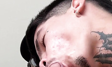 ELE FLAGOU EU BATENDO PUNHETA E NA FOR A DO DIO TOMOU P
