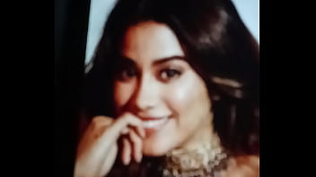 Janhvi Kapoor randi spitting  huge cum load