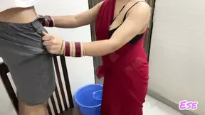 Some Desi Bhabhi Got Screwed by a Chud-Seeking Plumber