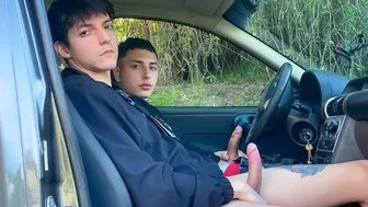 Horny Twink Dylan Segundo Barebacks Uriel Simon in Ride Share Car