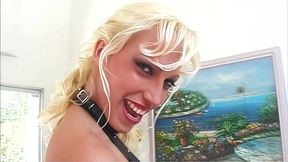 nikki hunter takes anal threesome from harry and falco