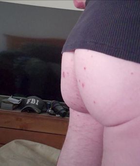 CAUGHT ROOMMATE DRINKING W MASSAVE BONER