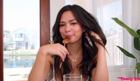 scarlett alexis & tiana blow