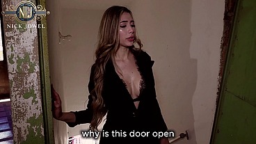 The boss Ambar Prada catches and fucks the perverted bricklayer