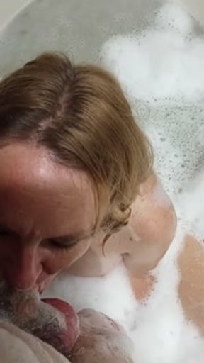 Amateur Hot Granny Giving Small Dick Blowjob In Hot Tub
