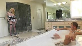 ”I finally screwed my hot transsexual maid”