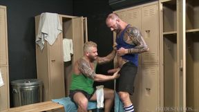 ExtraBigDicks - Riley Mitchell Luvs it Xxl in the Locker Apartment