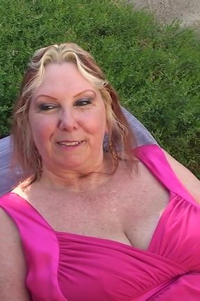 Chunky Mature Slut Getting Fisted in the Garden