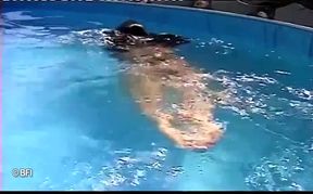 Training of joha spanking her ass in the backyard