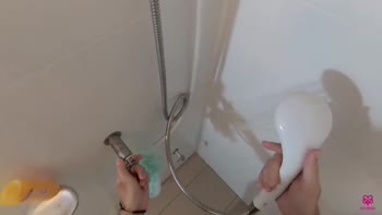 Poly-amory's Sizzling Shower Threesome