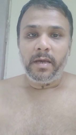 Nude Guy Fucking Horny Pussyholes for Free....
