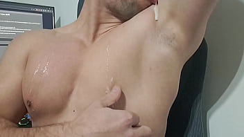 fetishisme aisselle t&eacute_ton