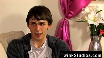 Amazing twinks Colby London has a fuck-stick fetish and he&#039_s not