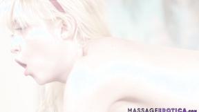 Sensual blonde Chloe Cherry deepthroats big rock hard meat