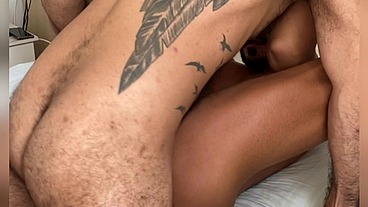 Sexo gostoso entre os mineiros Marcelo debian e Petrick Garcia