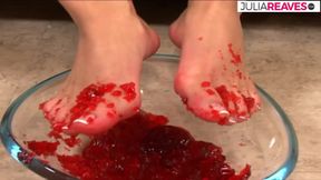 Sexy girl sucks a long cock then gets fucked to a feet cumshot